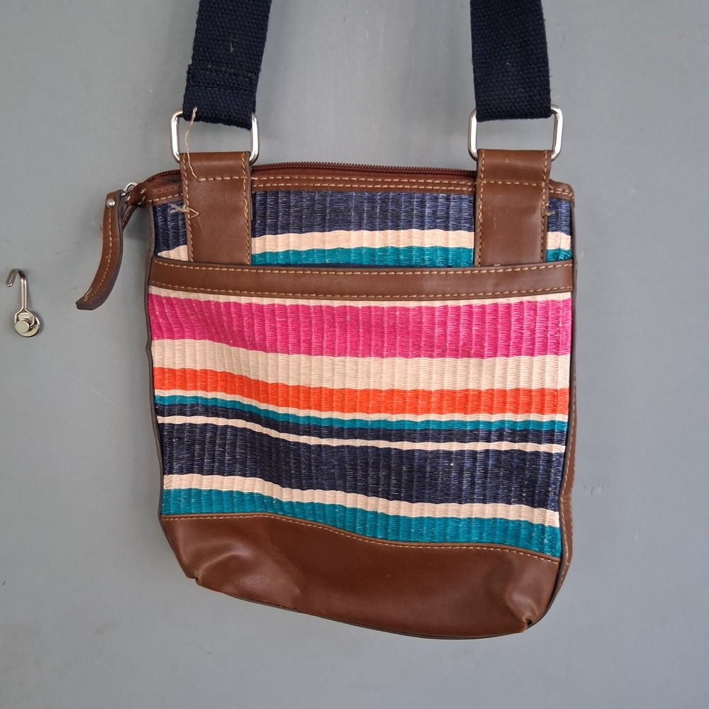 Chaps Multicolor Striped Woven Crossbody Bag Sea Grass Purse - Picture 5 of 5